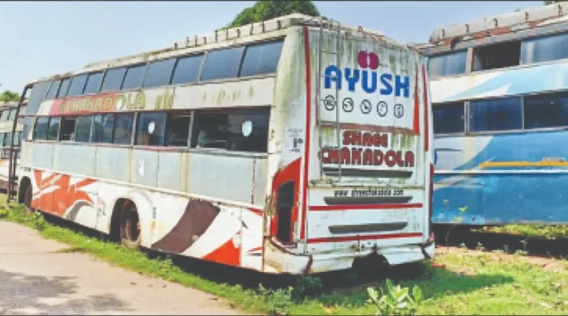 Abandoned bus occupies the road