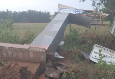 କାଳବୈଶାଖୀ ଧରାଶାୟୀ କଲା ଆଠଗଡ଼ ଏନ୍‌ଏସି ତୋରଣ, ଅଳ୍ପକେ ବର୍ତ୍ତିଲେ ଯାତ୍ରୀ